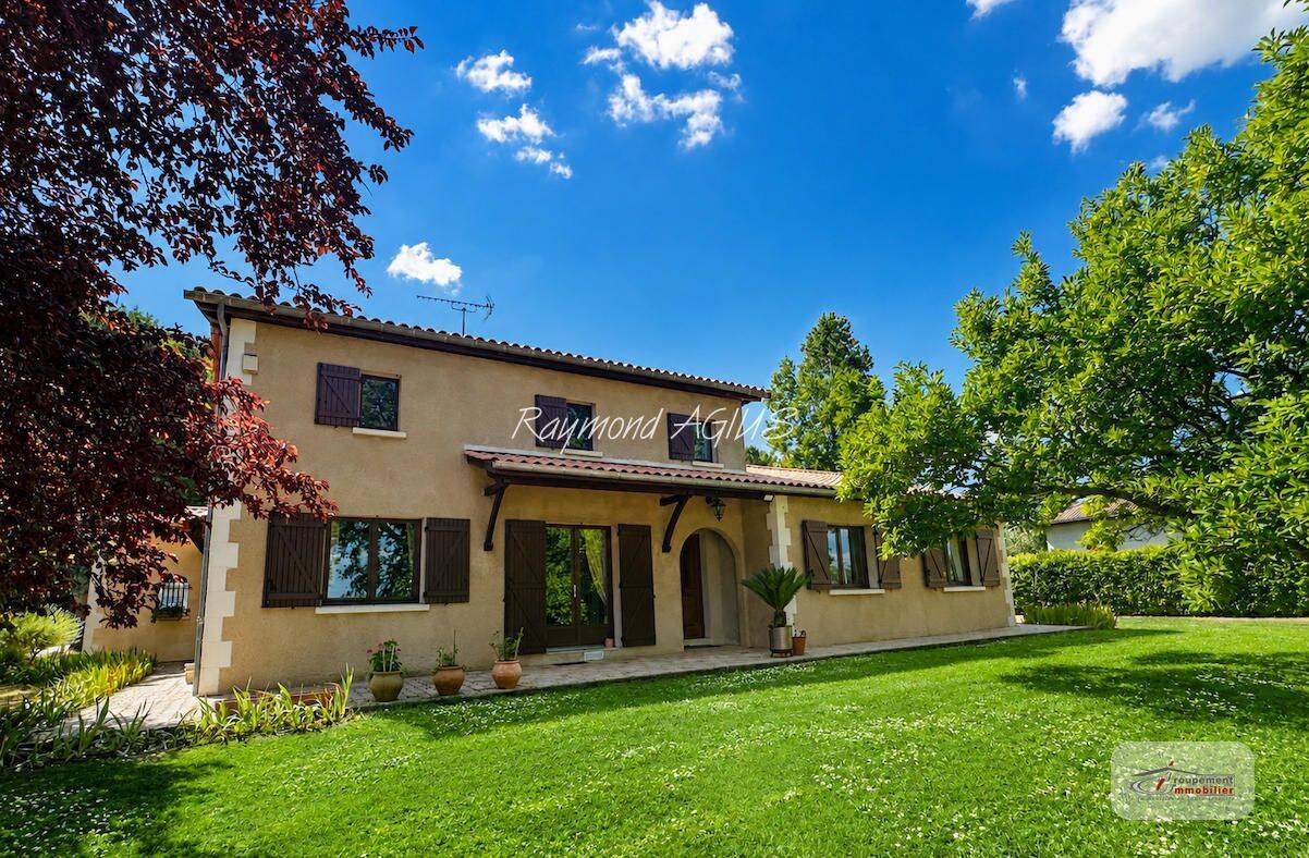 Maison 10 pièces 286 m² · à Tarnès · 286 m² · 486 500 €