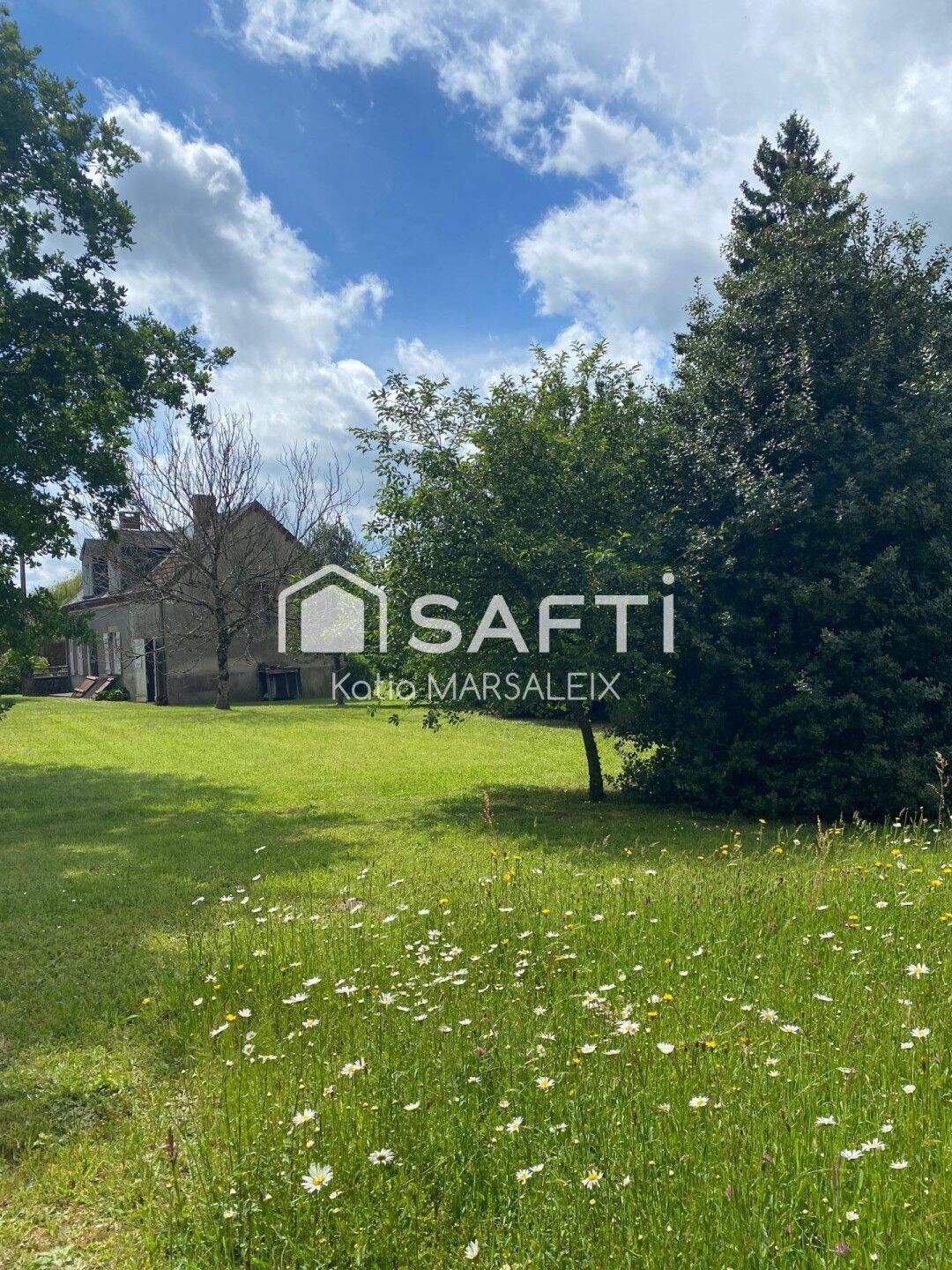 Maison 5 pièces 97 m² · à Aigurande · 97 m² · 127 000 €