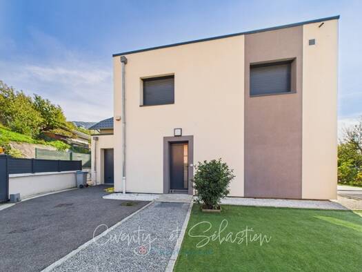 Maison à vendre 370 000 € 4 pièces 3 chambres 122 m² 408 m² de terrain Aiton 73220