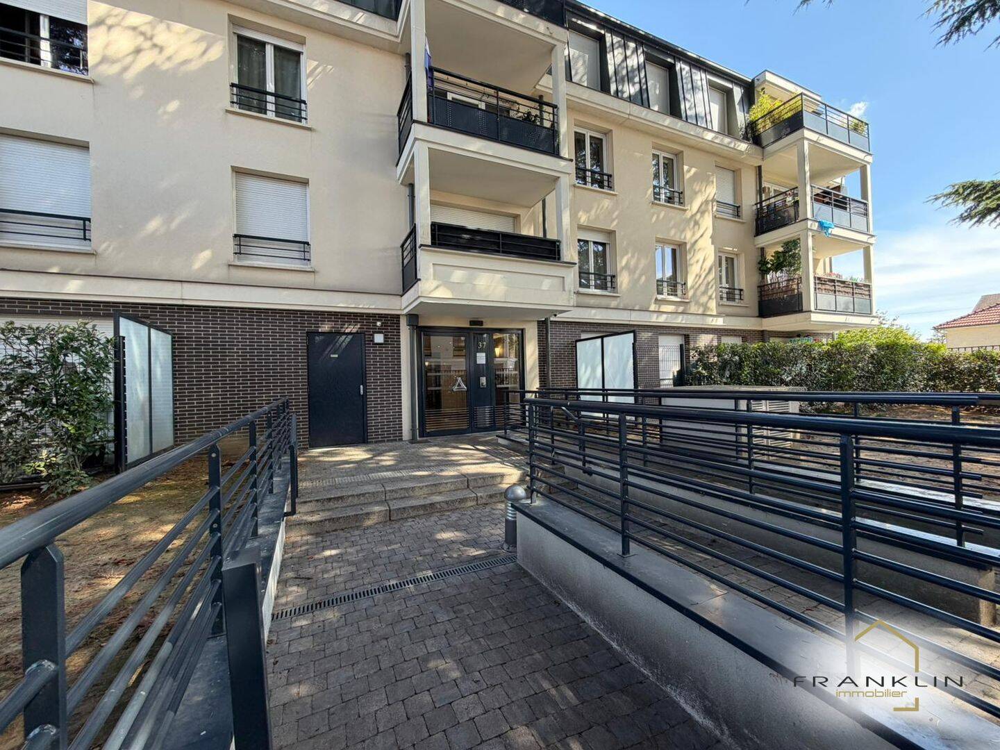 Appartement 4 pièces 83 m² · à Tremblay-en-France · 83 m² · 248 000 €