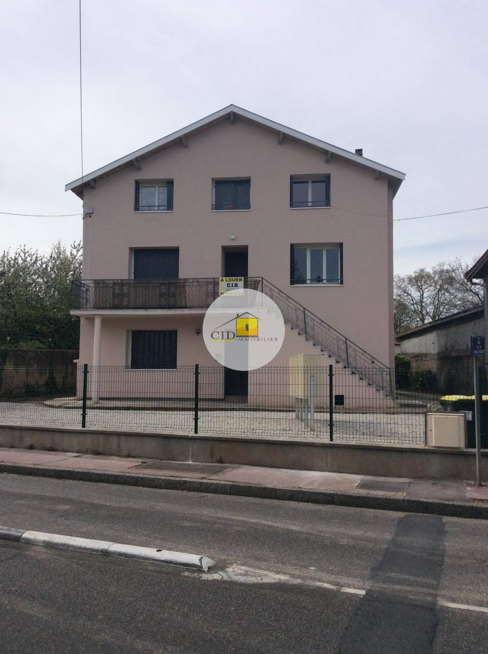 Appartement 2 pièces 25 m² · à Saint-Priest · 24,7 m² · 630 €