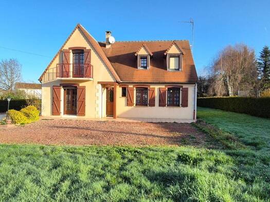 Maison à vendre 231 000 € 6 pièces 5 chambres 138 m² 2 339 m² de terrain Bonnétable 72110