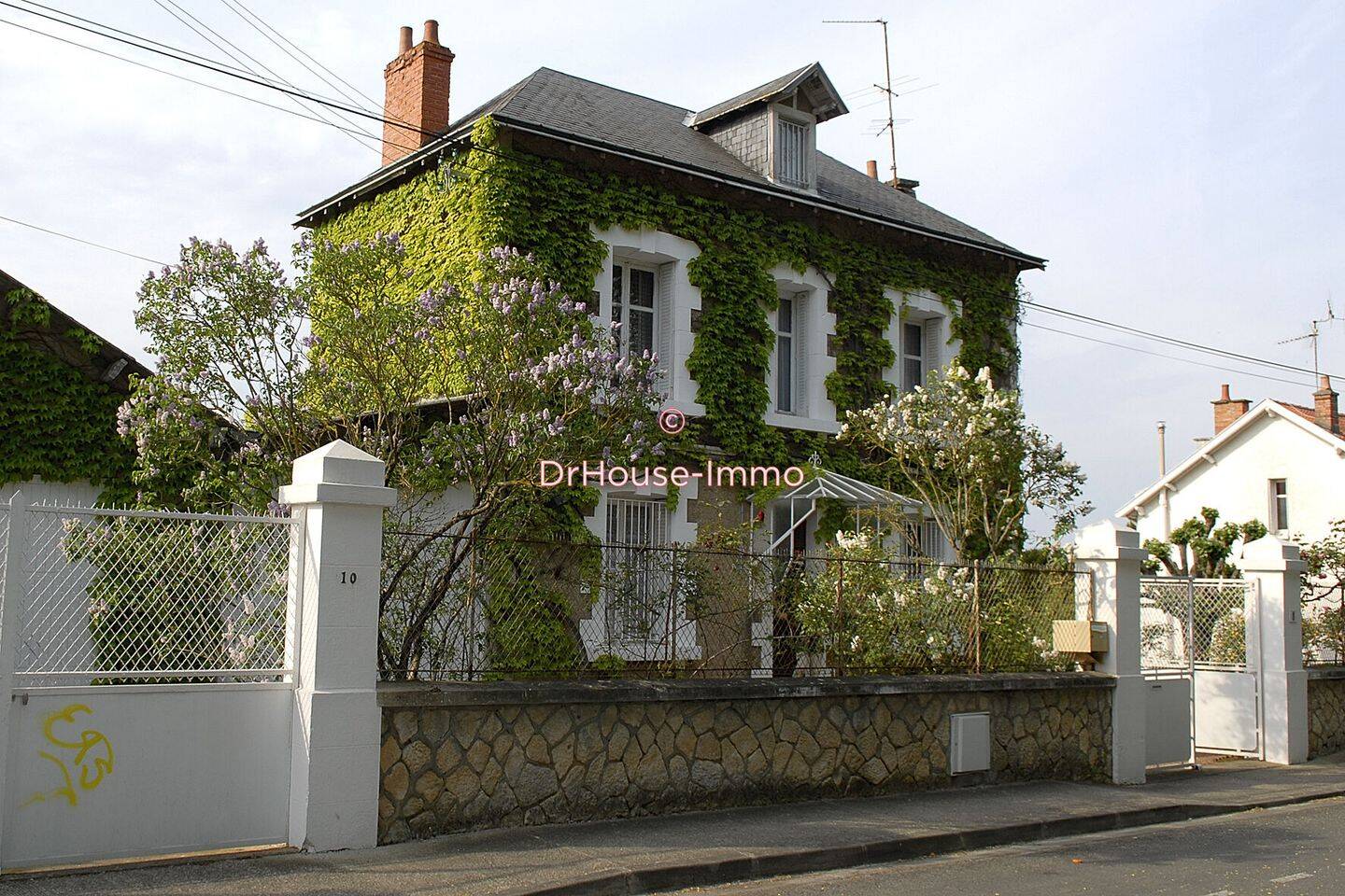 Maison 7 pièces 113 m² · à Poitiers · 113 m² · 350 000 €