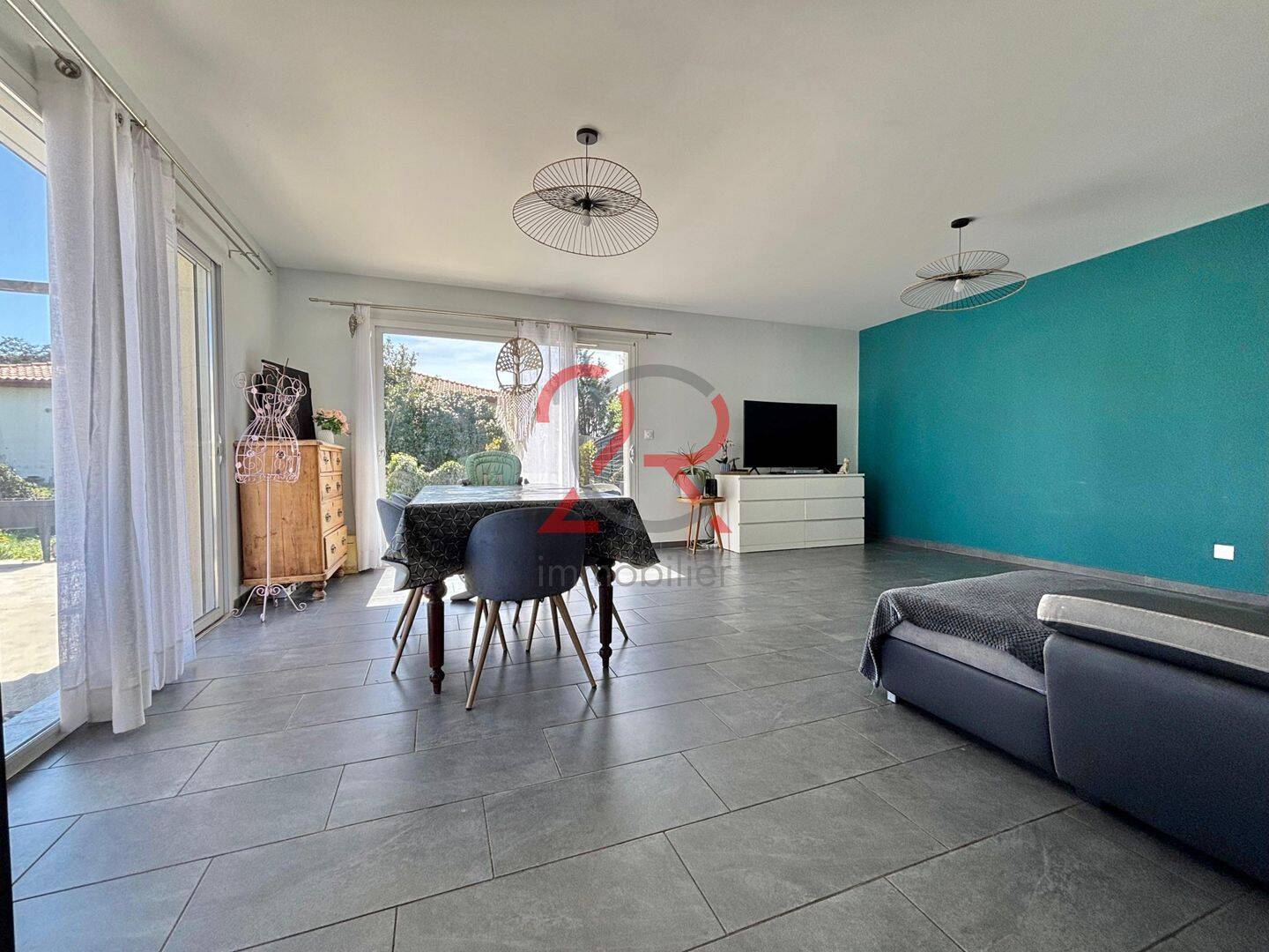 Maison 6 pièces 105 m² · à Lamarque · 105 m² · 241 000 €