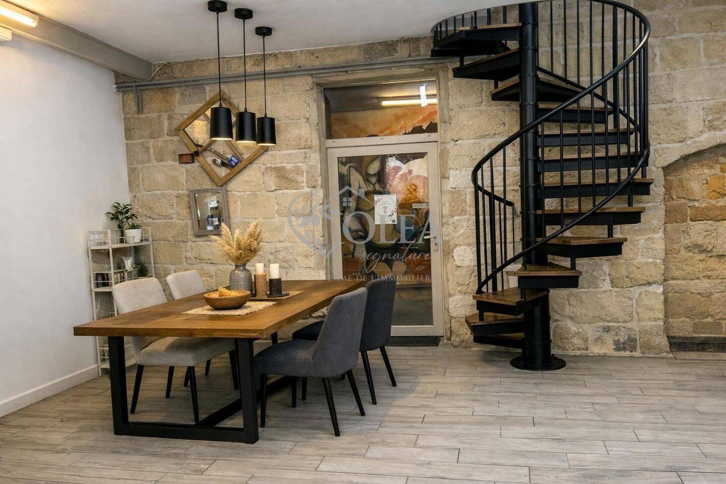 Appartement 5 pièces 140 m² · à Uzès · 140,4 m² · 583 000 €