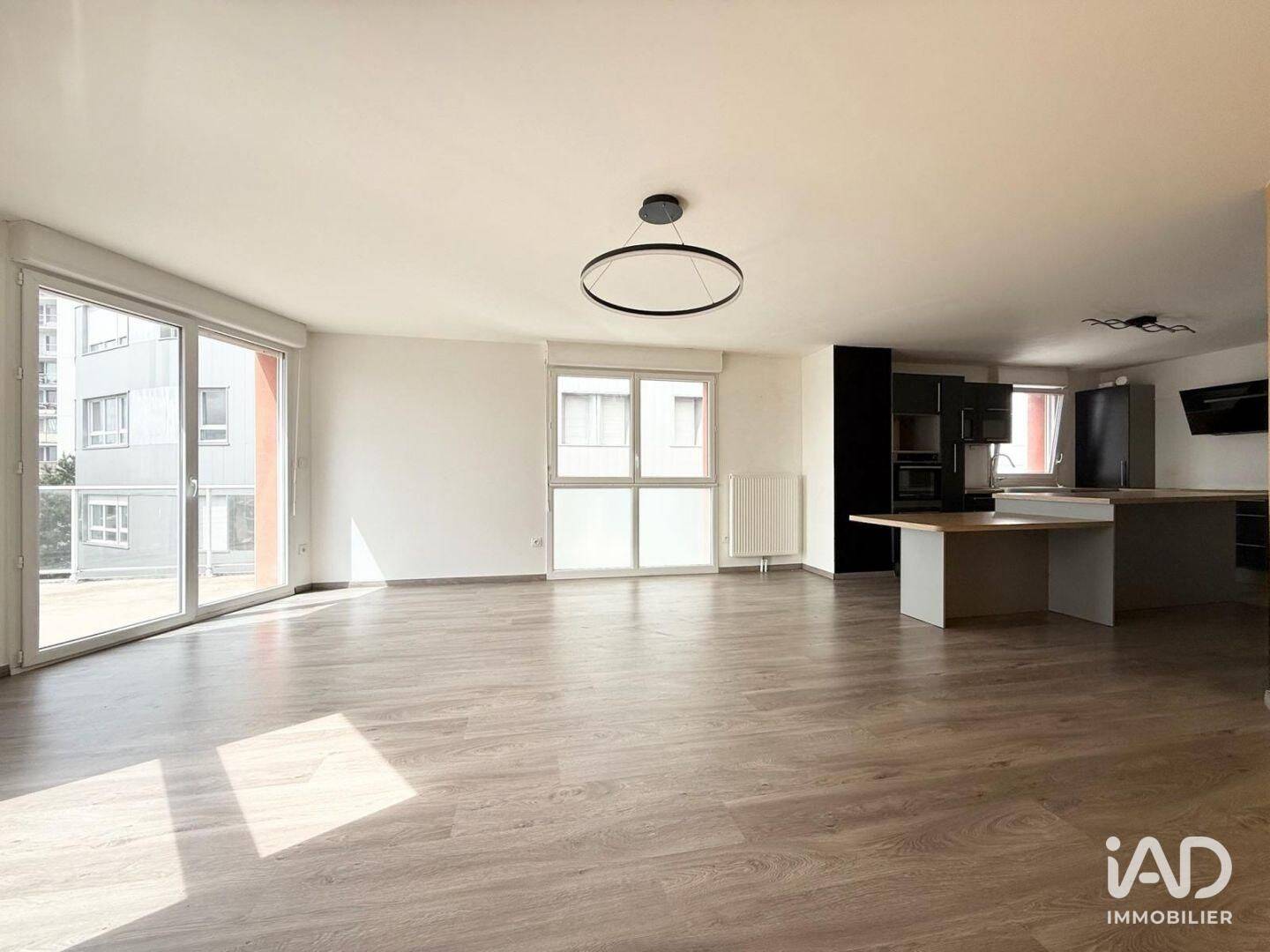 Appartement 4 pièces 93 m² · à La Madeleine · 93 m² · 369 500 €