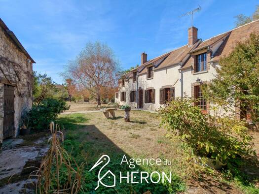 Ferme à vendre 279 000 € 6 pièces 4 chambres 140 m² 1 813 m² de terrain Dordives 45680