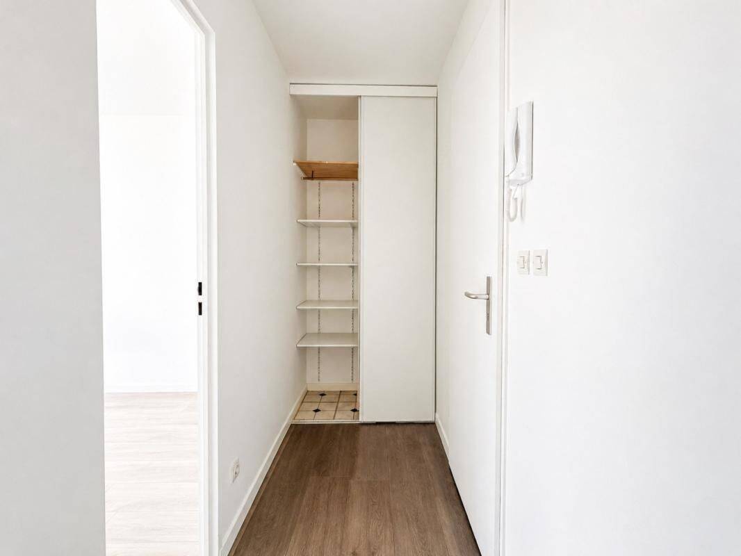 Appartement 2 pièces 43 m² · à Courdimanche · 43 m² · 165 000 €