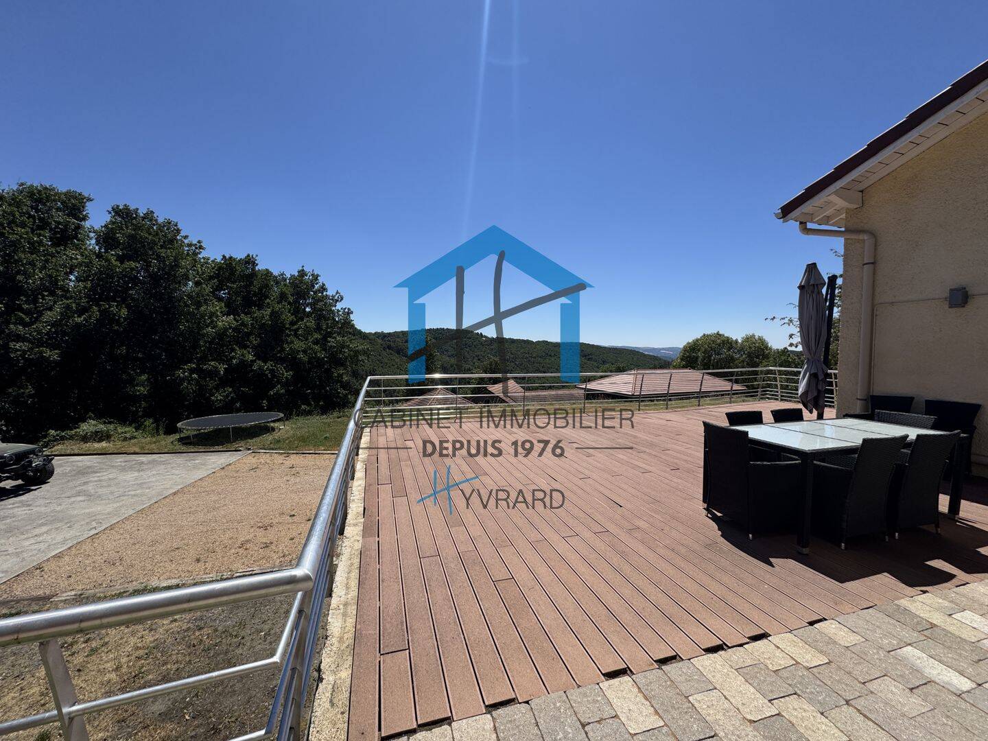Maison 6 pièces 155 m² · à Saint-Christo-en-Jarez · 155 m² · 429 000 €