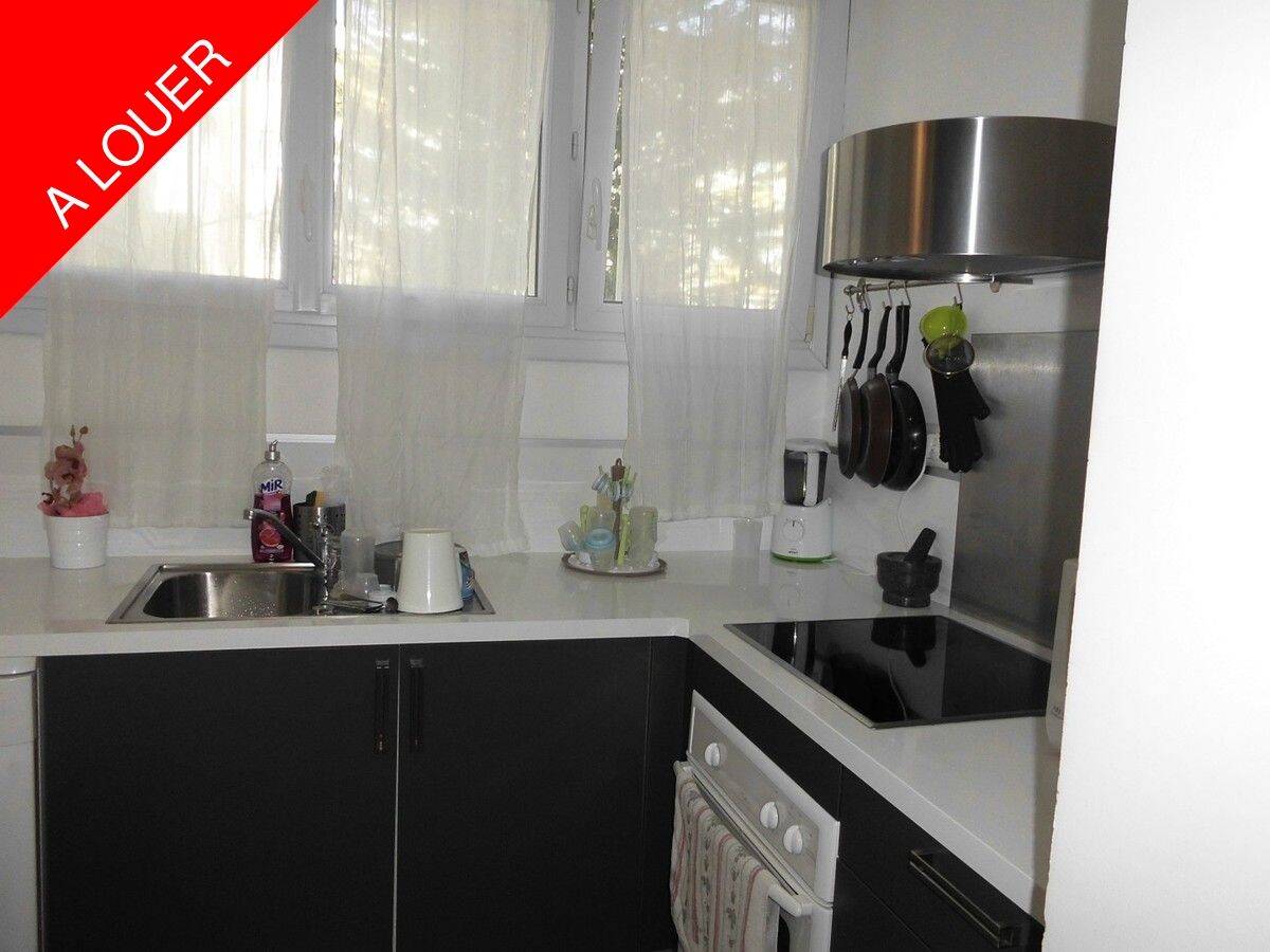 Appartement 3 pièces 63 m² · à Marignane · 63 m² · 870 €