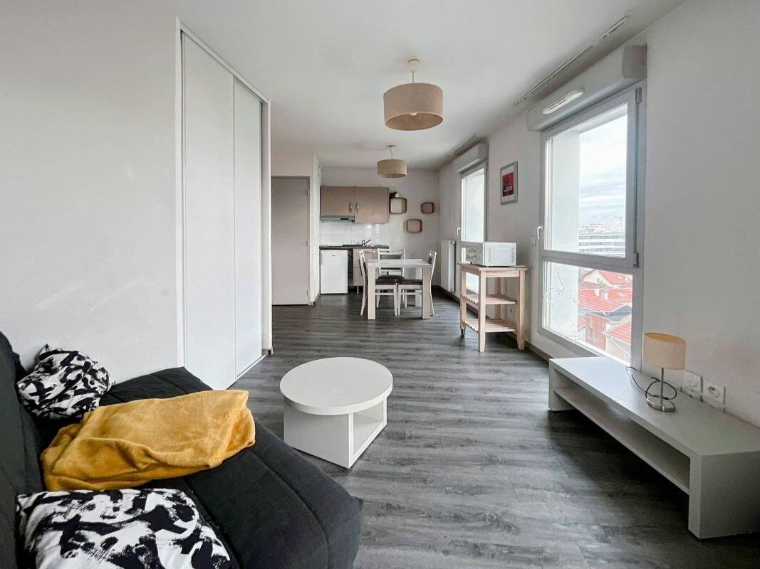 Appartement 2 pièces 43 m² · à Lyon 8ème Arrondissement · 43 m² · 870 €/mois