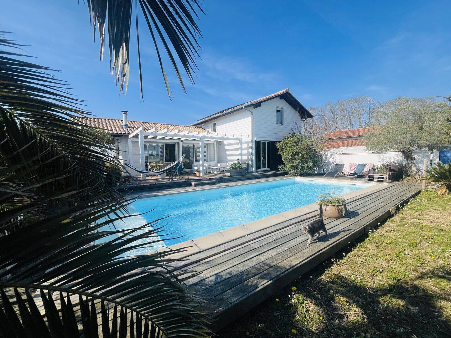 Maison 6 pièces 147 m² · à Mouguerre · 147 m² · 598 000 €