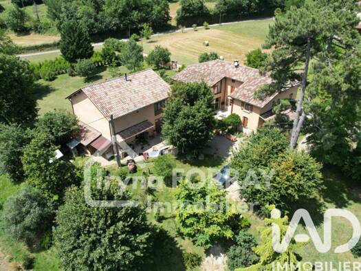 Villa à vendre 550 000 € 5 pièces 3 chambres 243 m² 21 000 m² de terrain Revel-Tourdan 38270