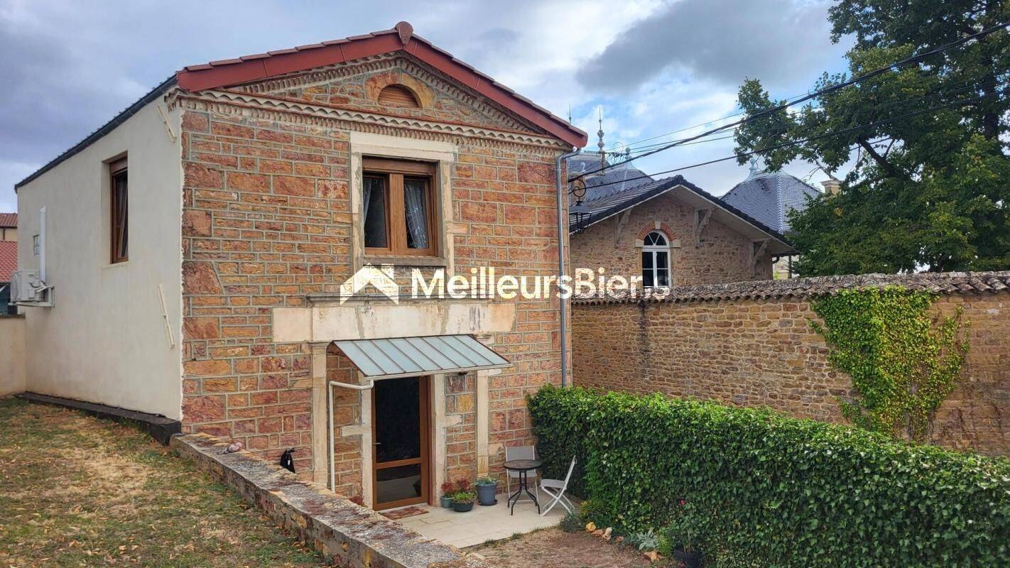 Maison 5 pièces 130 m² · à Blacé · 130 m² · 370 000 €