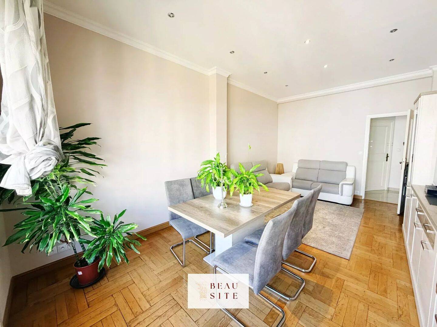 Appartement 3 pièces 83 m² · à Nice · 83 m² · 390 000 €