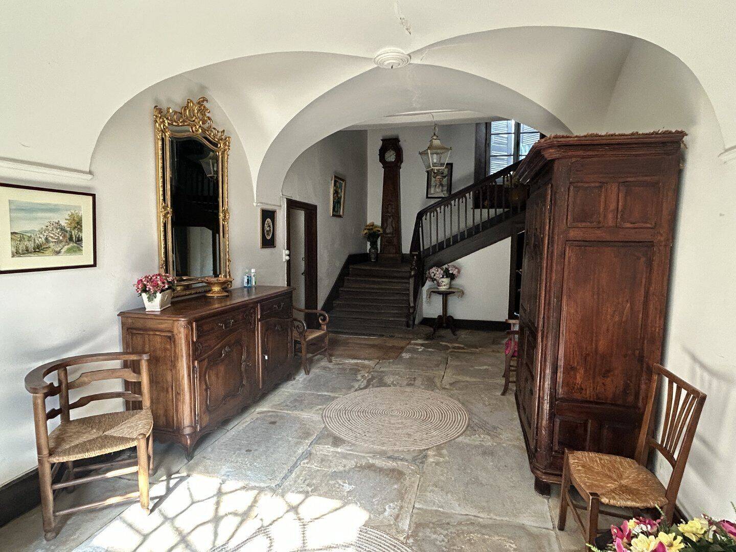 Maison 8 pièces 257 m² · à Réquista · 257 m² · 199 000 €