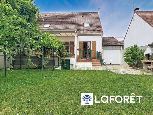 Maison à vendre 335 000 € 6 pièces 4 chambres 122 m² 504 m² de terrain Val Fleuri-Beauval Verrière Meaux 77100