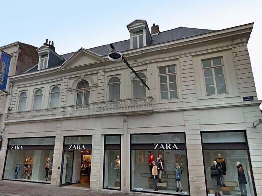 Boutique à louer 24 167 € 951 m² de surface de vente Faubourg de Béthune-Concorde Lille 59000