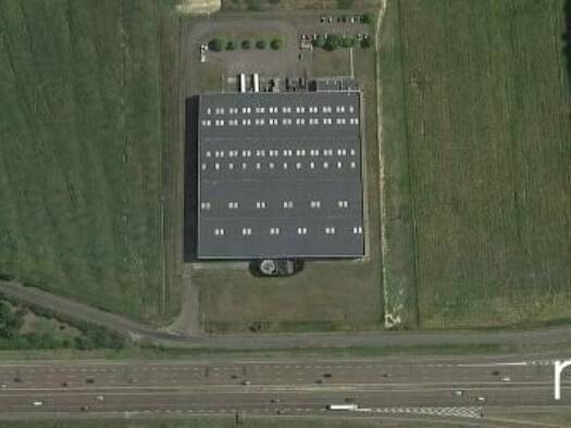 Local d'activités à louer 50 000 € 12 318 m² d'espace de stockage Saint-Loup-de-Varennes 71240