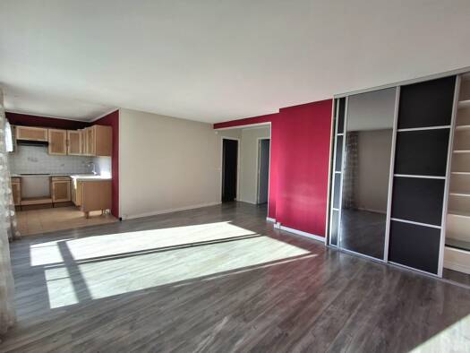 Appartement à vendre 199 000 € 4 pièces 3 chambres 72,6 m² 4ème étage Daix-Thibaudes Fresnes 94260