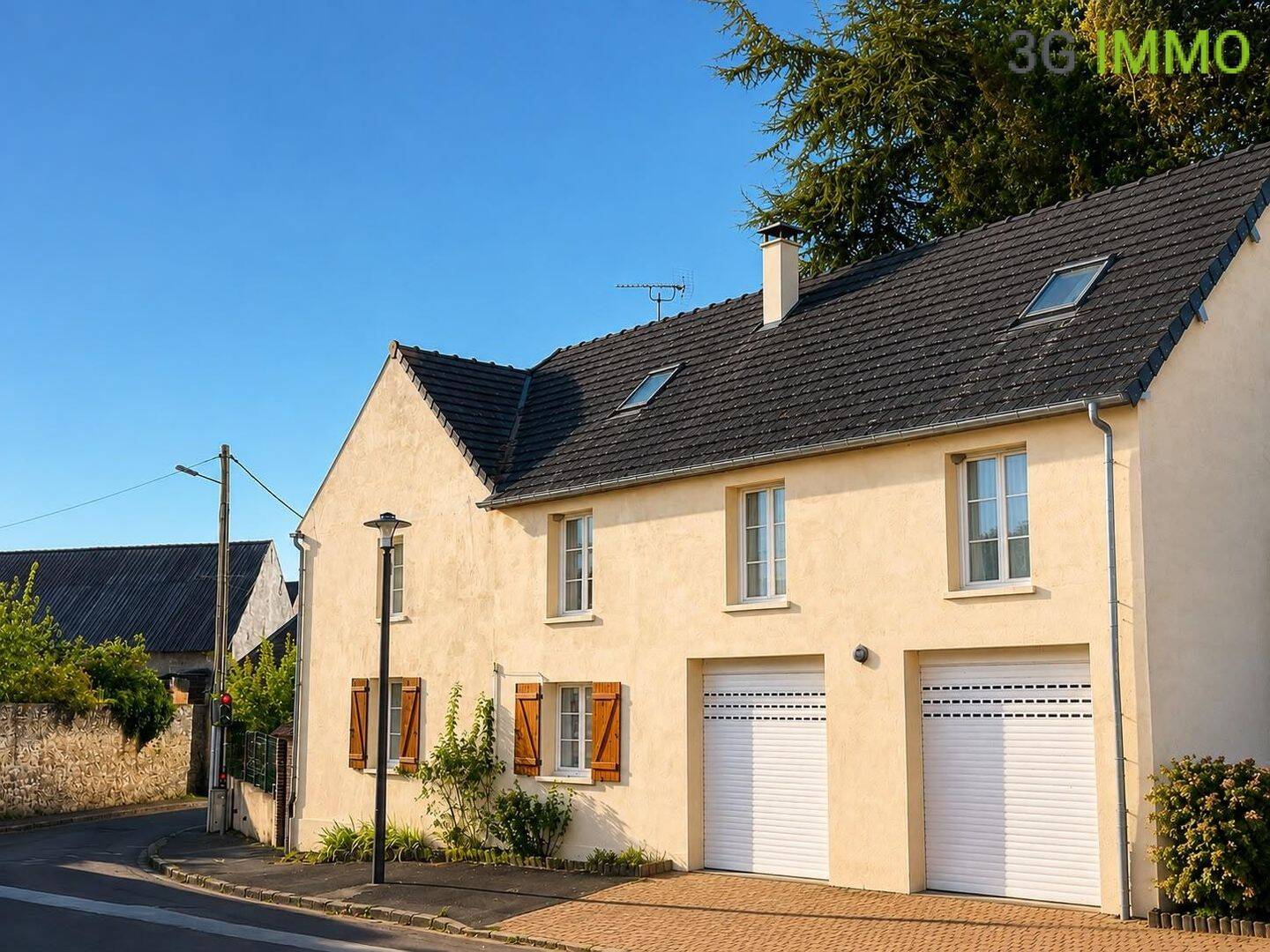 Maison 10 pièces 153 m² · à Ivry-le-Temple · 153 m² · 313 500 €