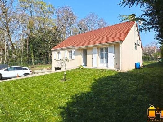 Maison de plain-pied à vendre 315 000 € 4 pièces 3 chambres 90 m² 1 027 m² de terrain Méréville 91660