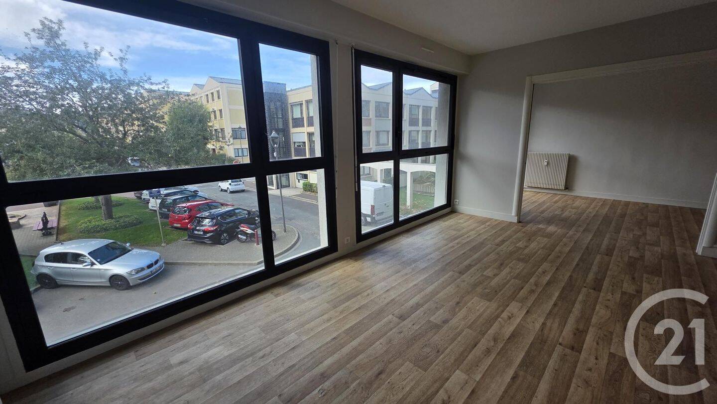 Appartement 3 pièces 83 m² · à Fécamp · 83,3 m² · 952 €/mois