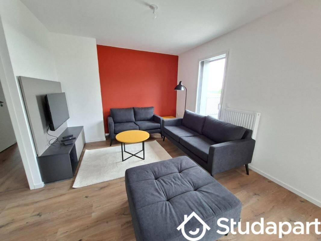 1 pièce 12 m² · à Angers · 12 m² · 580 €/mois