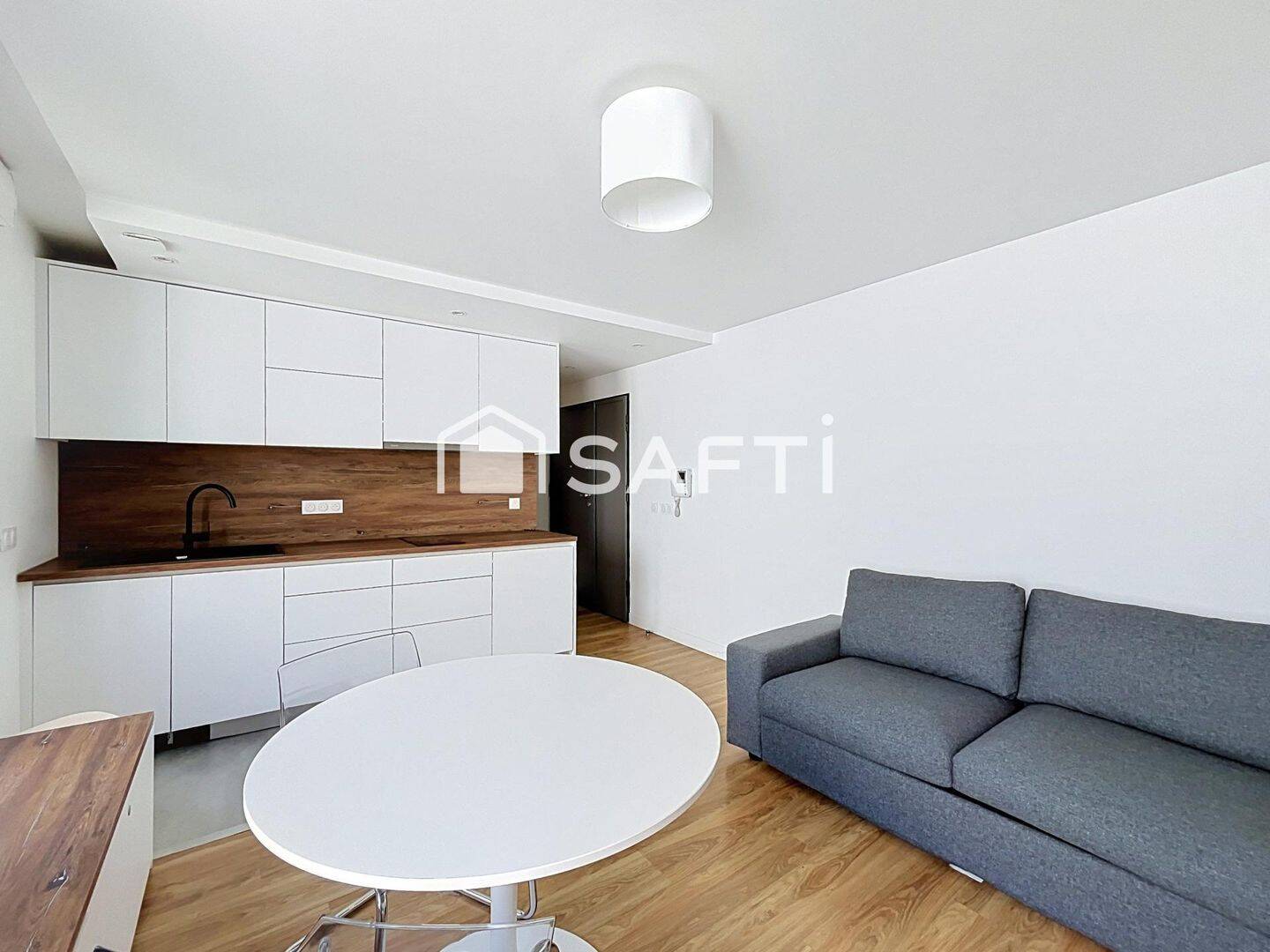 Appartement 1 pièce 24 m² · à Paris 18ème Arrondissement · 24 m² · 249 000 €
