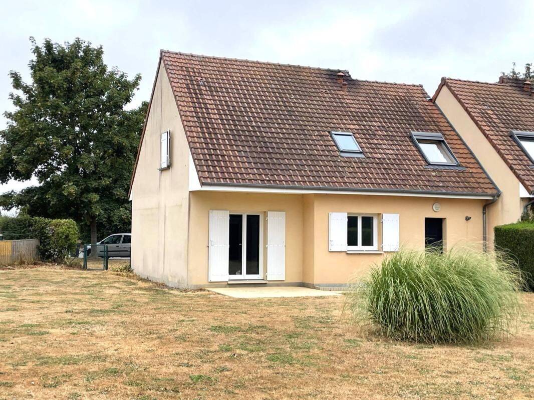 Maison 4 pièces 90 m² · à Beaumont-le-Roger · 90 m² · 155 000 €