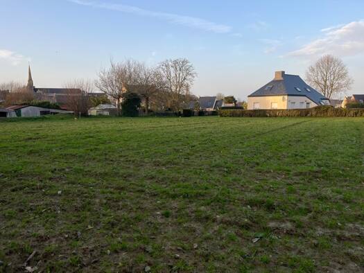 Terrain constructible à vendre 93 000 € 1 089 m² de terrain Caouënnec-Lanvézéac 22300
