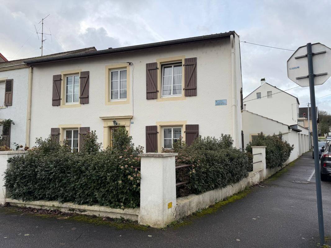 Maison 7 pièces 167 m² · à Yutz · 167 m² · 235 000 €
