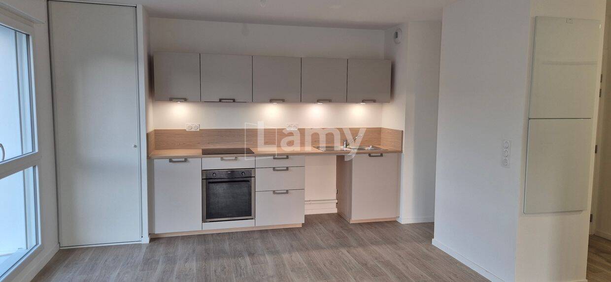 Appartement 3 pièces 62 m² · à Saint-Erblon · 61,6 m² · 765 €/mois