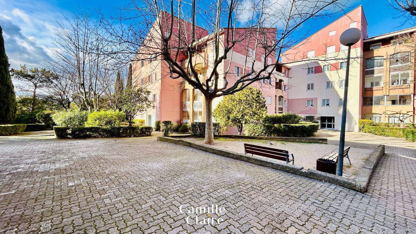 Appartement 4 pièces 88 m² · à Aix-en-Provence · 87,6 m² · 183 800 €