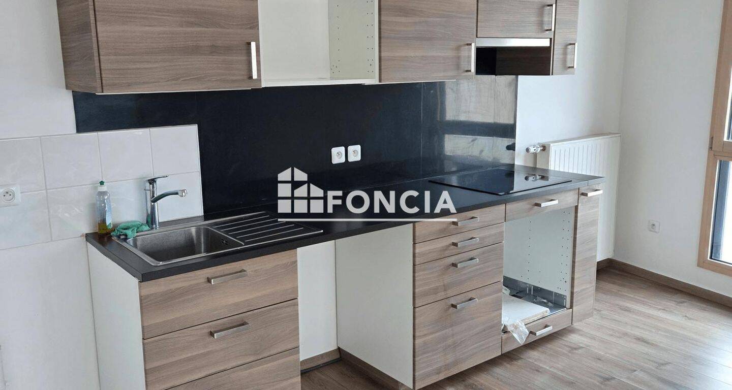 Appartement 3 pièces 58 m² · à Villejuif · 58,4 m² · 1 300 €