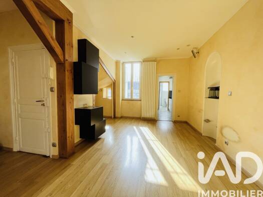 Appartement à vendre 132 000 € 2 pièces 1 chambre 47 m² RDC/3 Clemenceau Dijon 21000