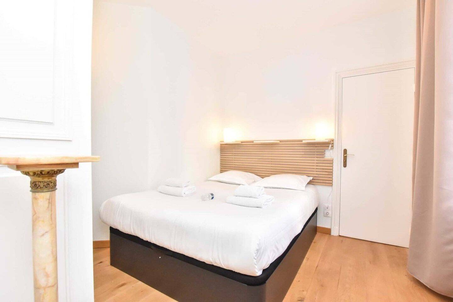 Appartement 1 pièce 42 m² · à Paris 8ème Arrondissement · 42 m² · 4 025 €/mois