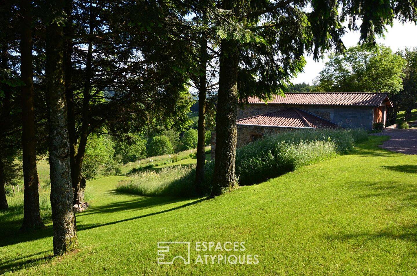 Maison 4 pièces 202 m² · à Val d'Oingt · 202 m² · 496 000 €