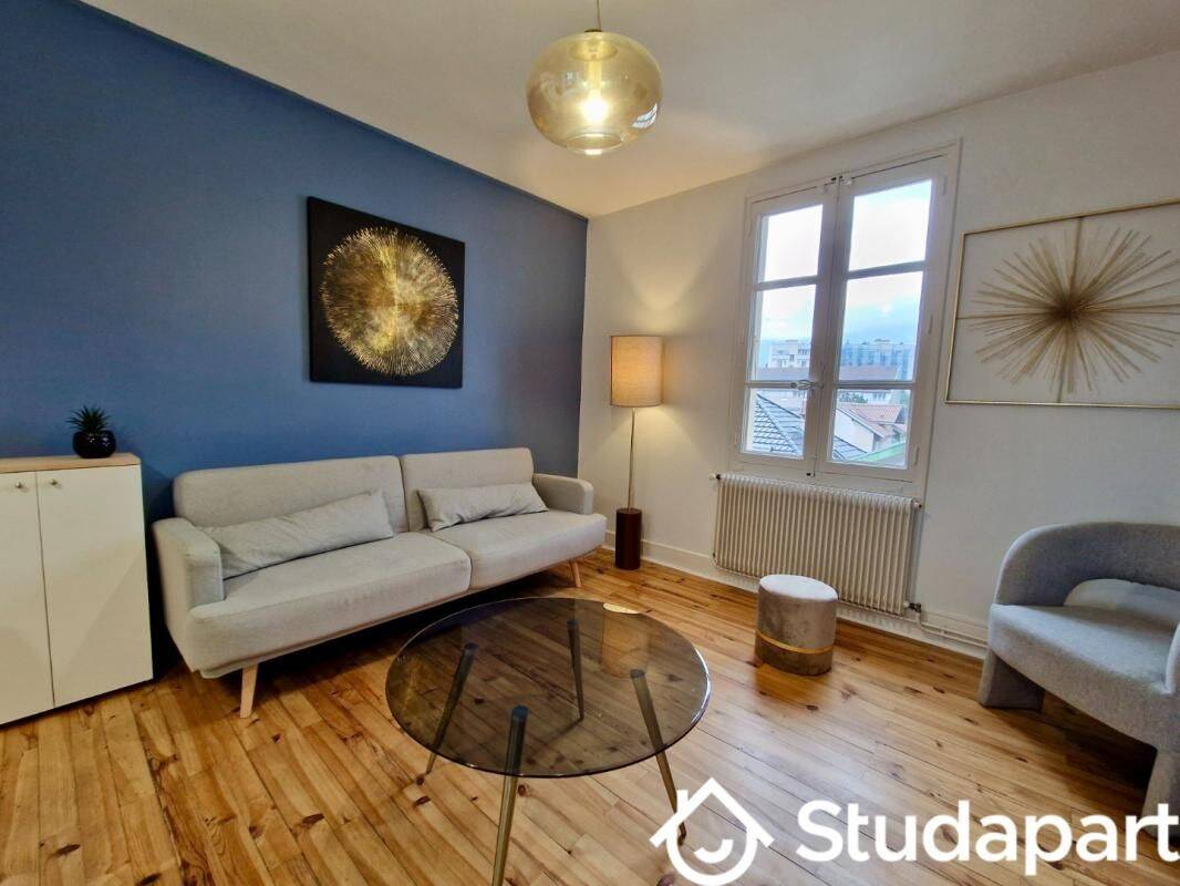 Appartement 2 pièces 39 m² · à Grenoble · 39 m² · 1 155 €