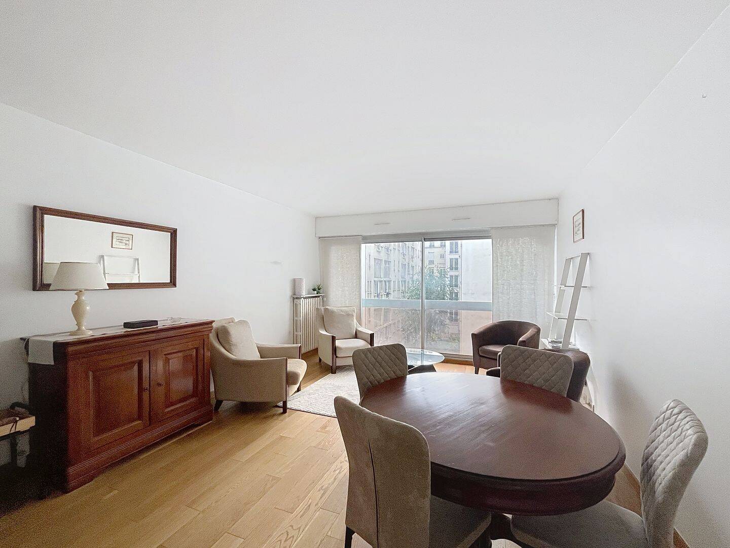 Appartement 3 pièces 69 m² · à Paris 17ème Arrondissement · 69,2 m² · 2 900 €/mois