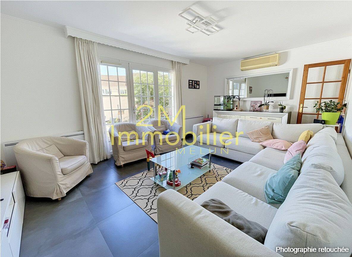 Maison 5 pièces 113 m² · à Dammarie-les-Lys · 113 m² · 318 000 €