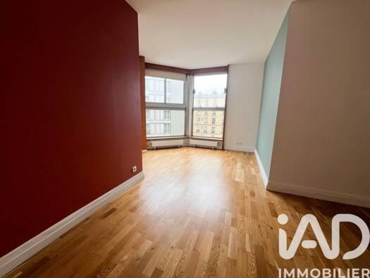 Appartement à vendre 340 000 € 1 pièce 35 m² Étage 4/9 Dupleix-Motte Picquet Paris 15ème arrondissement 75015