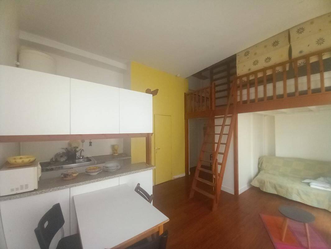 Appartement 1 pièce 32 m² · à Bordeaux · 32 m² · 760 €