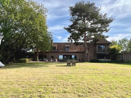 Maison à vendre 900 000 € 15 pièces 7 chambres 500 m² Mérignies 59710