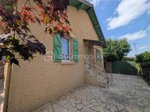 Maison à vendre 225 000 € 8 pièces 5 chambres 186 m² 775 m² de terrain Faubourg Nord Auch 32000