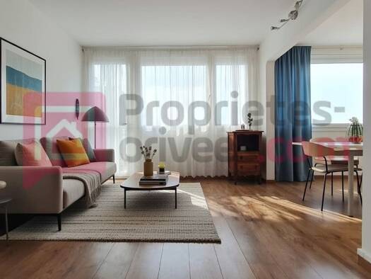 Appartement à vendre 242 000 € 4 pièces 3 chambres 67,1 m² Étage 7/8 Lille 59000