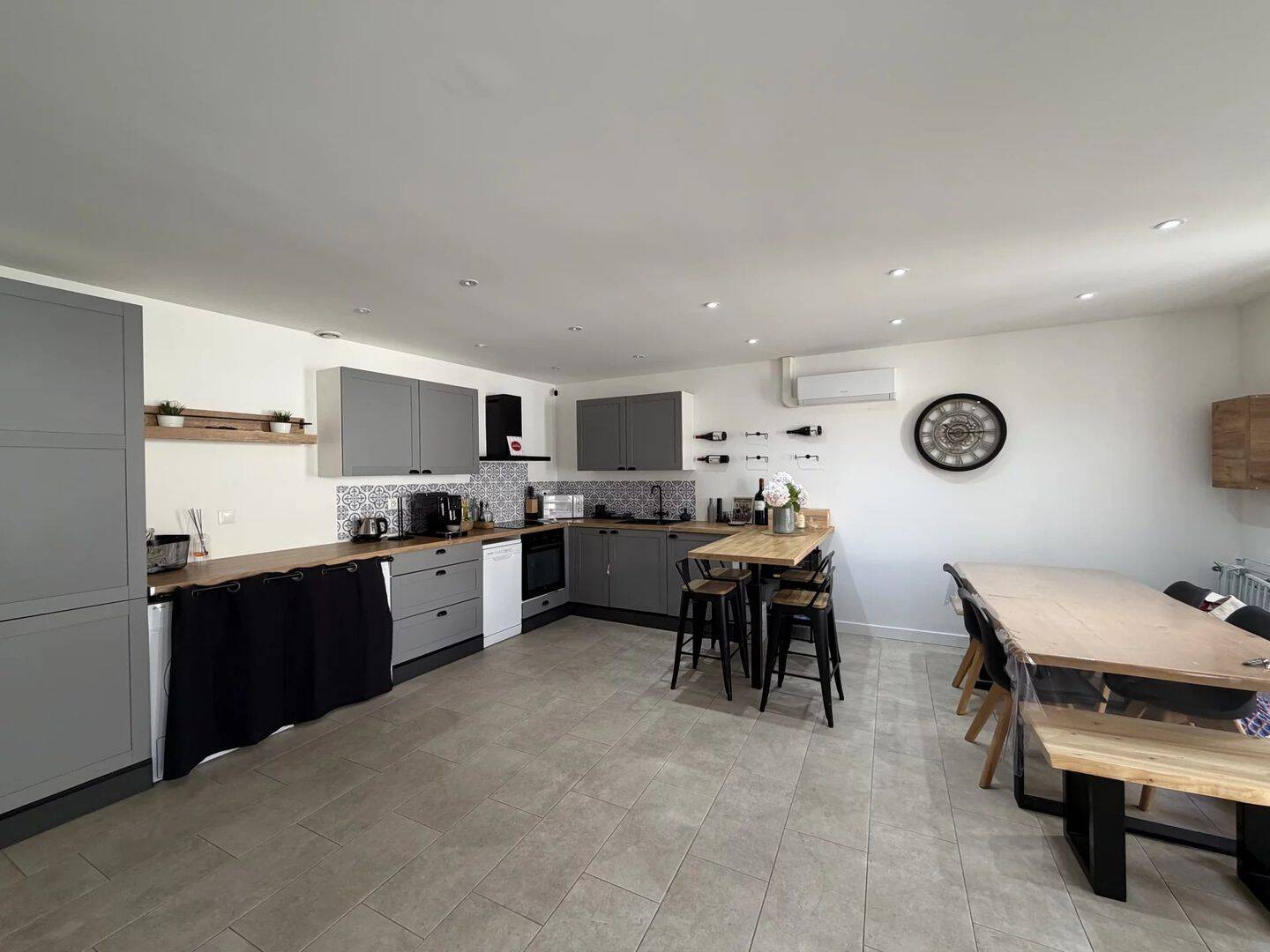 Maison 5 pièces 107 m² · à Vinassan · 107 m² · 158 000 €