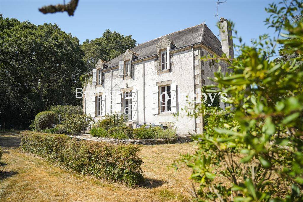 Maison 10 pièces 240 m² · à Surzur · 240 m² · 780 000 €