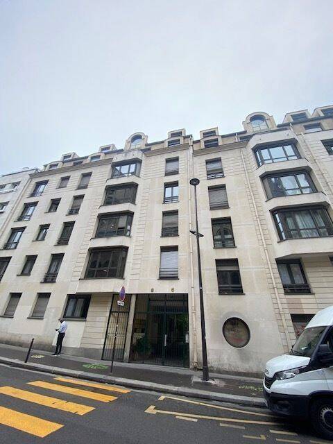 Appartement 1 pièce 35 m² · à Paris 11ème Arrondissement · 35 m² · 1 352 €/mois