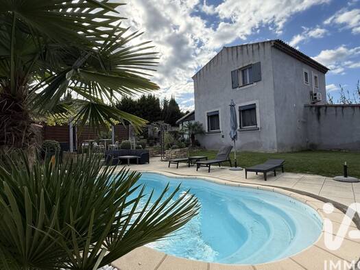 Maison à vendre 425 000 € 4 pièces 2 chambres 90 m² 470 m² de terrain Lagnes 84800